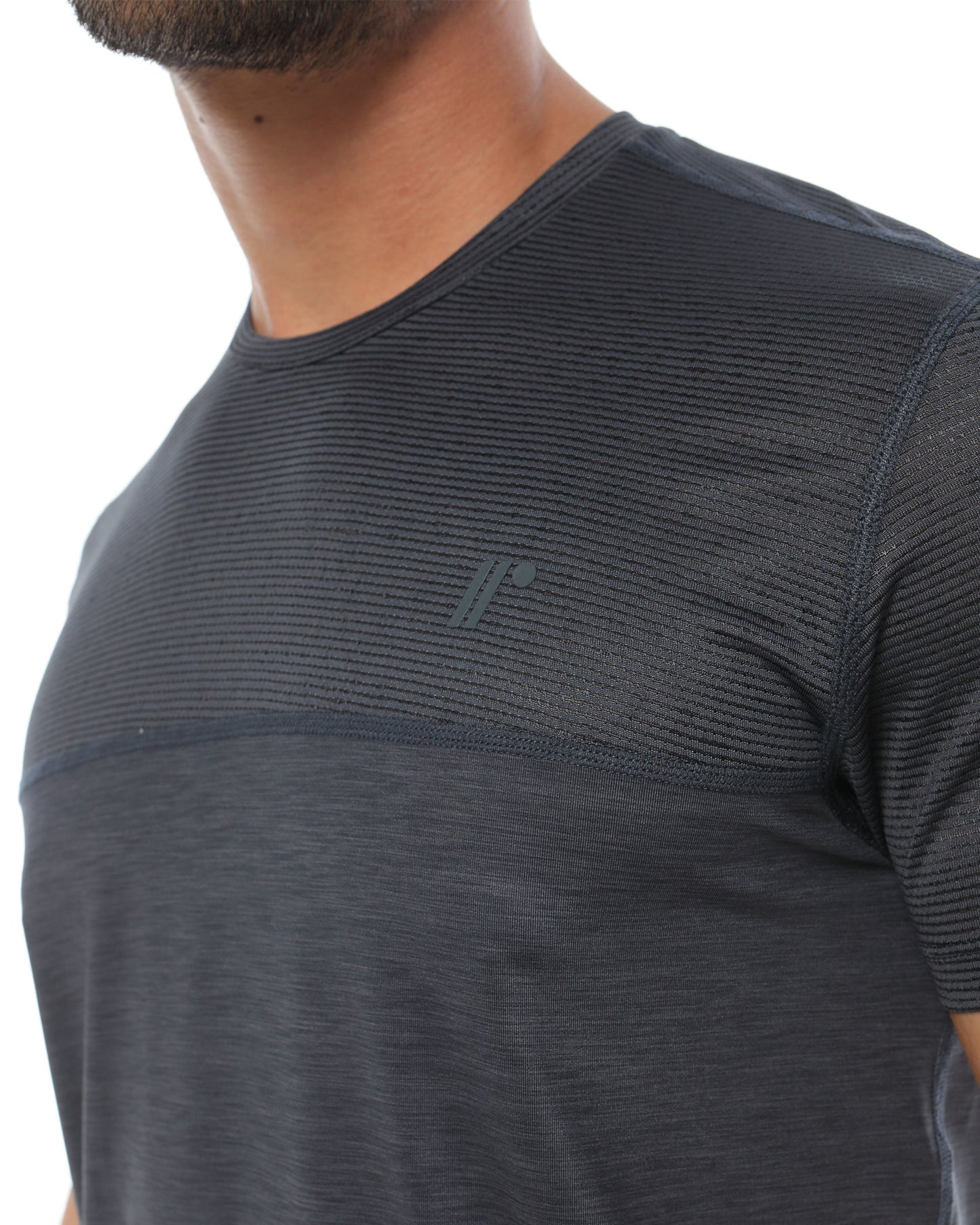 Camiseta Manga Corta Balance Gris Oscuro